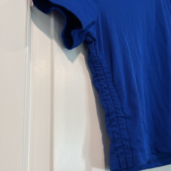 Blue Ruched Crop Top Size Medium - Picture 2 of 4